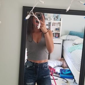 gray crop top